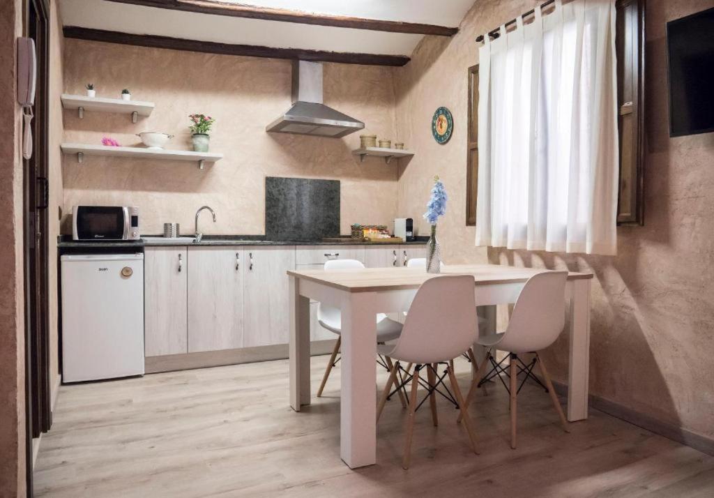 Abenrazin Turistico Guadalaviar Apartment อัลบาร์ราซิน ภายนอก รูปภาพ